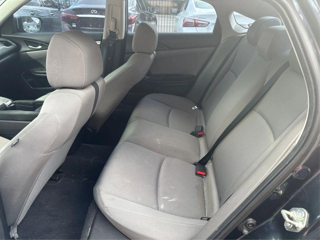 Honda Civic - Thumbnail 16