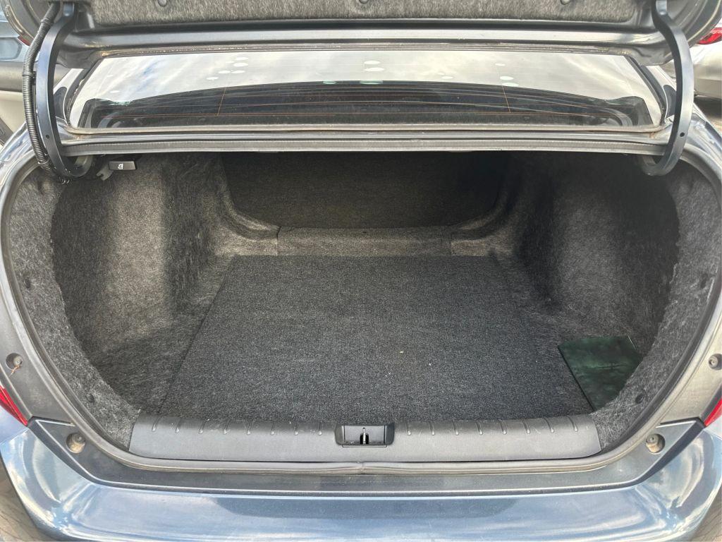 Honda Civic - Thumbnail 18