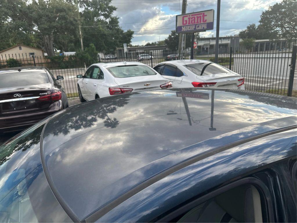 Honda Civic - Thumbnail 17