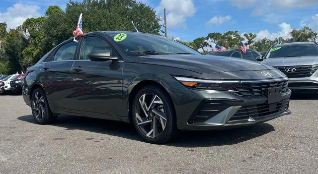 HYUNDAI ELANTRA - Thumbnail 4