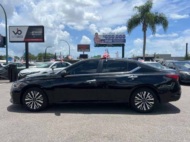 NISSAN ALTIMA - Thumbnail 5