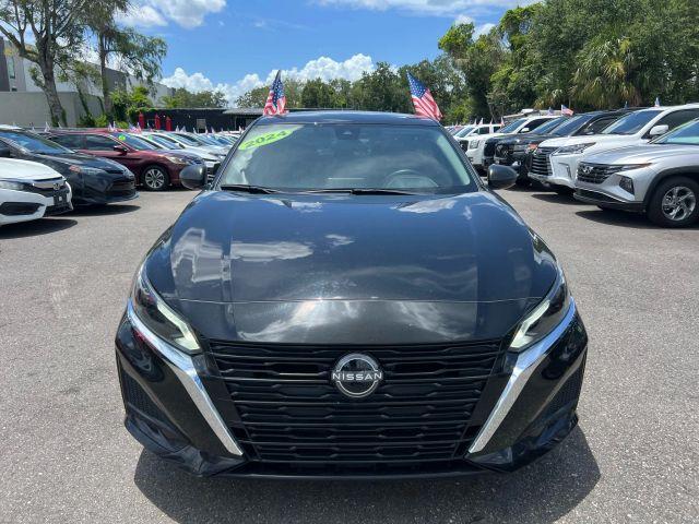 NISSAN ALTIMA - Thumbnail 3