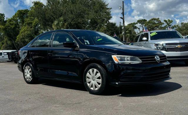 VOLKSWAGEN JETTA - Thumbnail 4