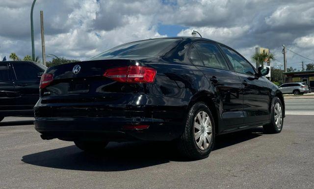 VOLKSWAGEN JETTA - Thumbnail 5