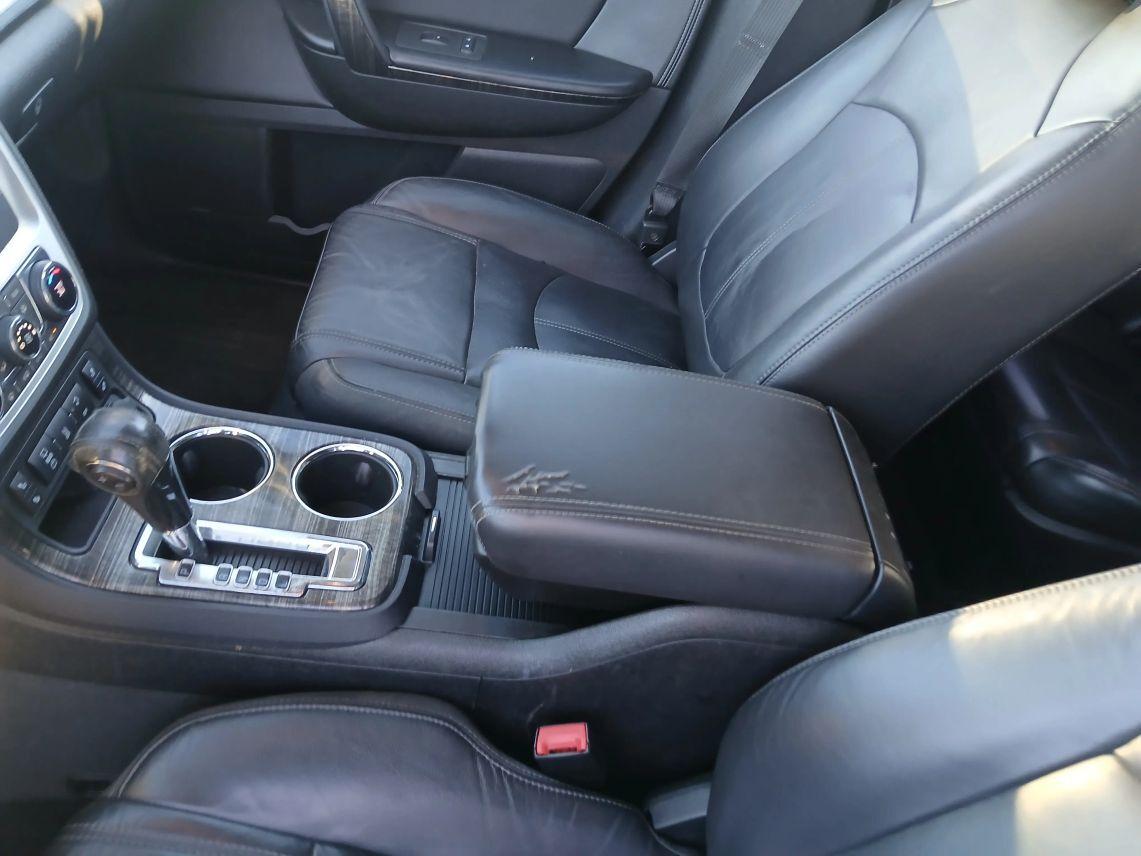 GMC Acadia - Thumbnail 8