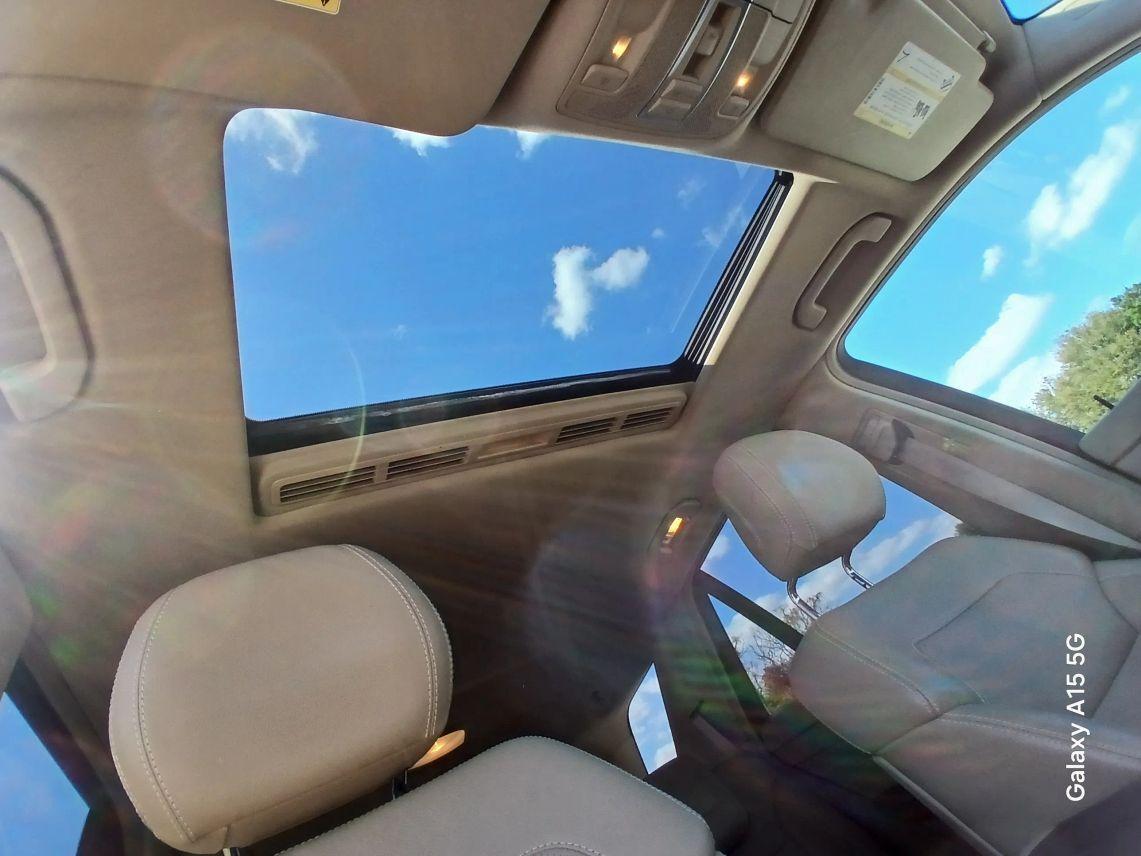 Mercedes-Benz M-Class - Thumbnail 18