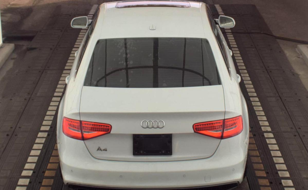 Audi A4Premium Plus - Thumbnail 5