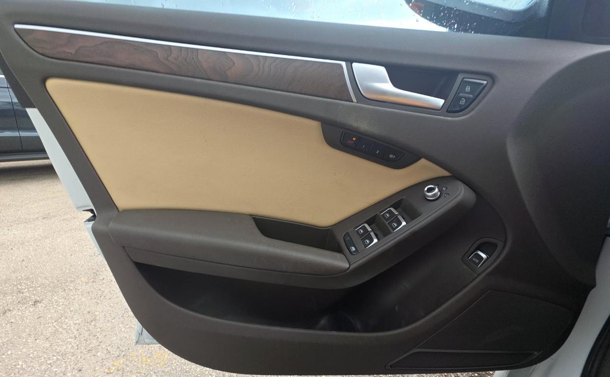 Audi A4Premium Plus - Thumbnail 9