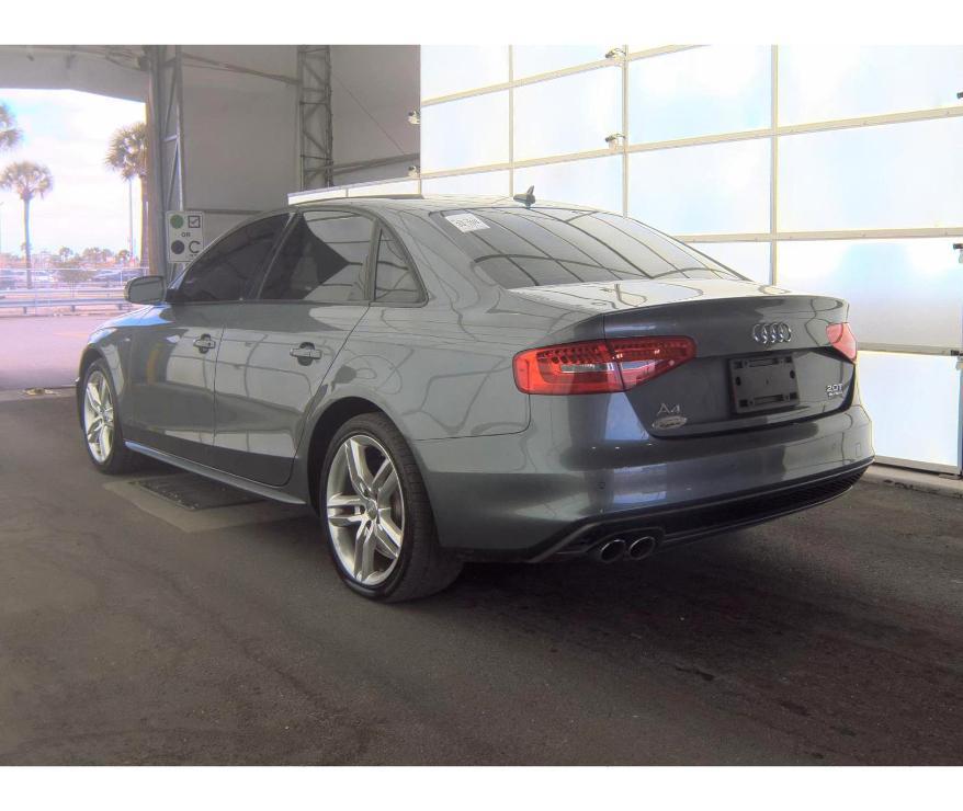 Audi A42.0T Quattro Premium 4Dr Sedan - Thumbnail 5
