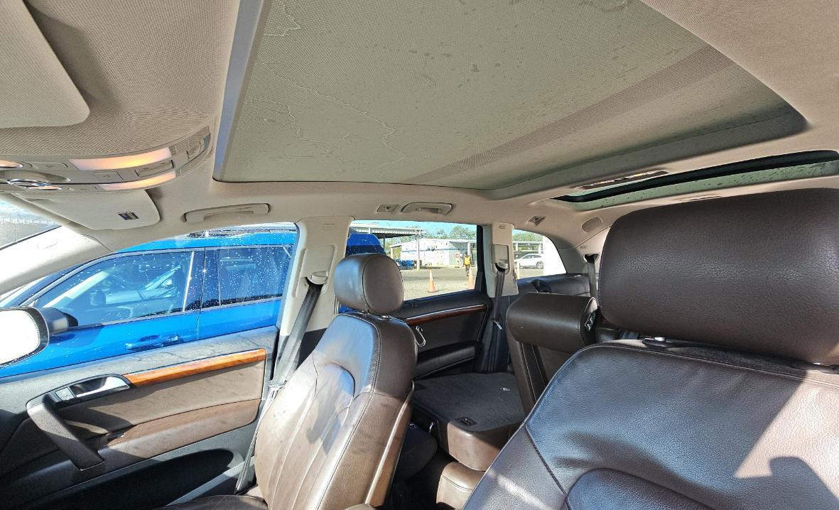 Audi Q73.0T Premium Plus 4Dr Suv Awd - Thumbnail 14