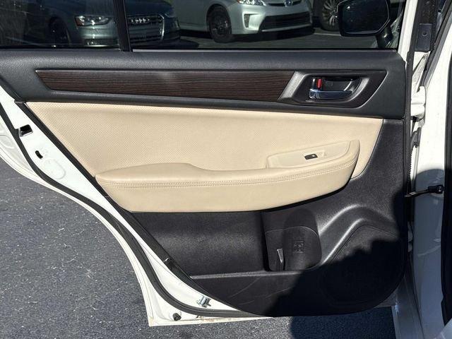 Subaru Legacy 3.6R - Thumbnail 14