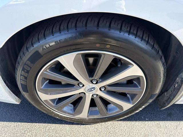 Subaru Legacy 3.6R - Thumbnail 13