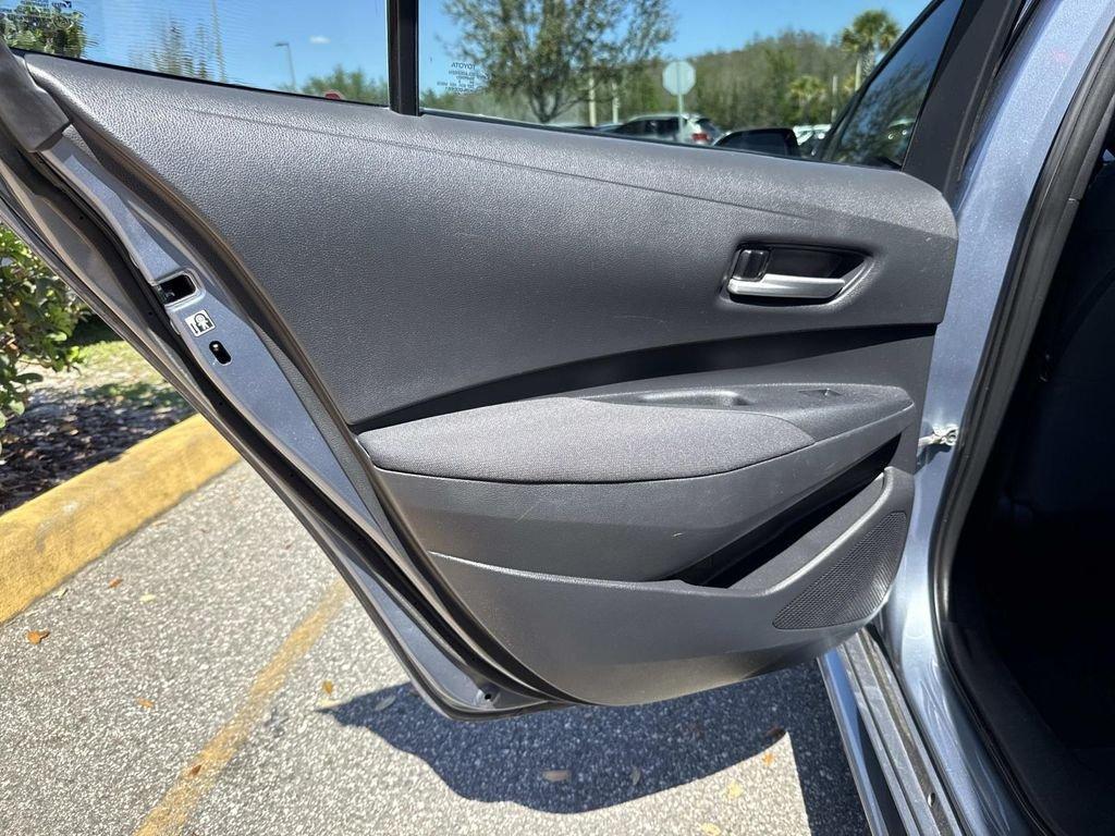 Toyota Corolla Le - Thumbnail 14