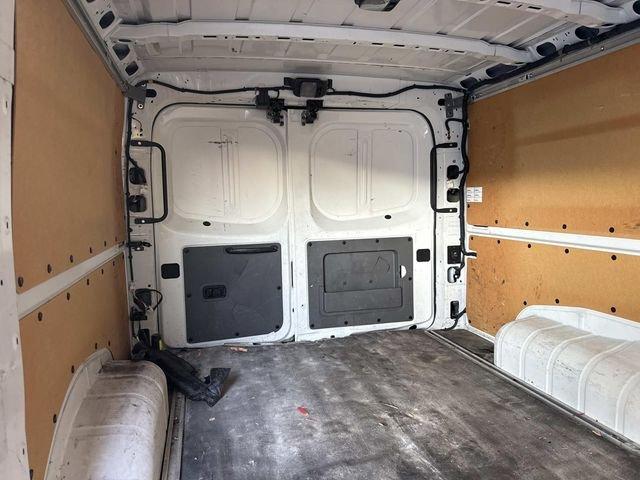 Nissan Nv2500 Hd Sv - Thumbnail 17