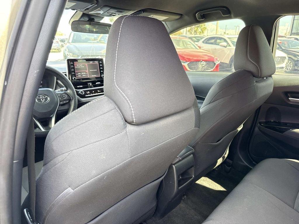 Toyota Corolla Hatchback Se - Thumbnail 15