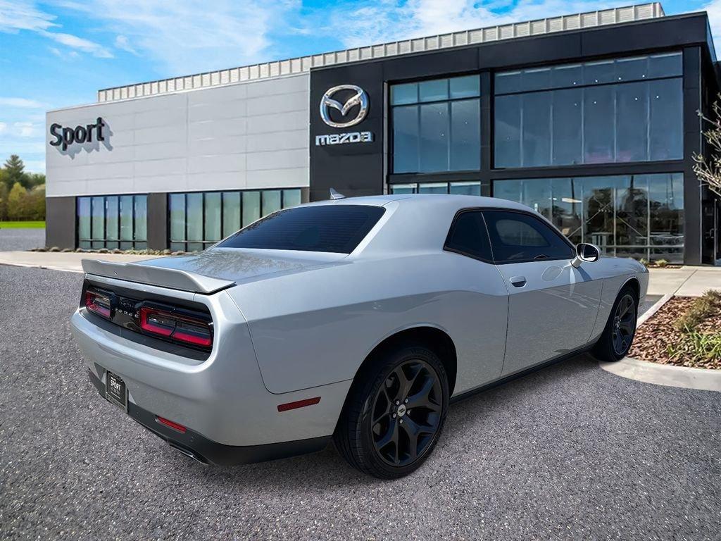 Dodge Challenger Sxt - Thumbnail 4