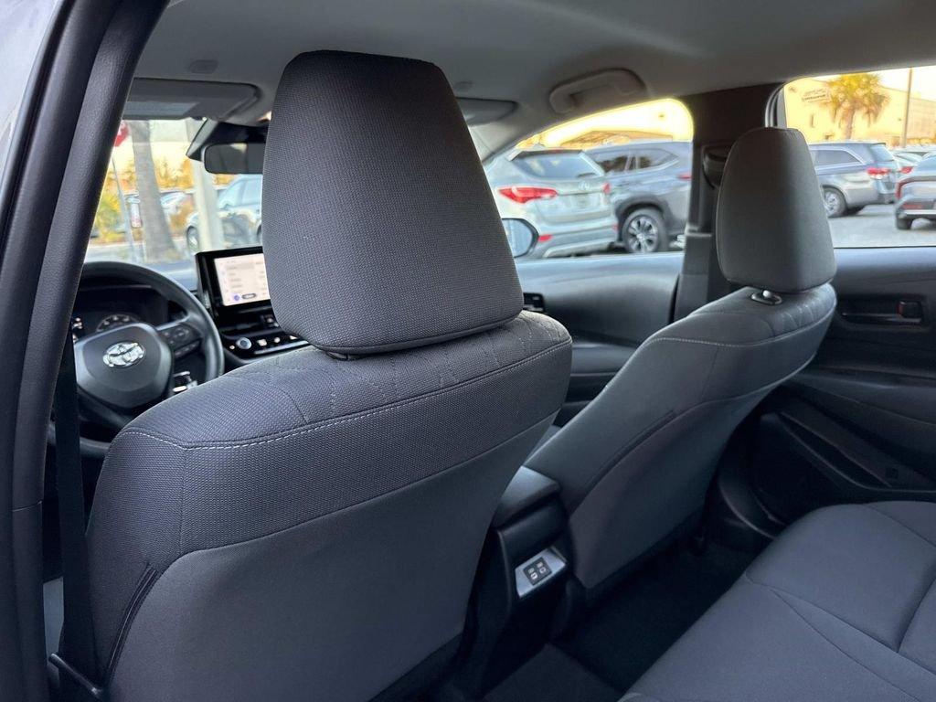 Toyota Corolla Le - Thumbnail 15