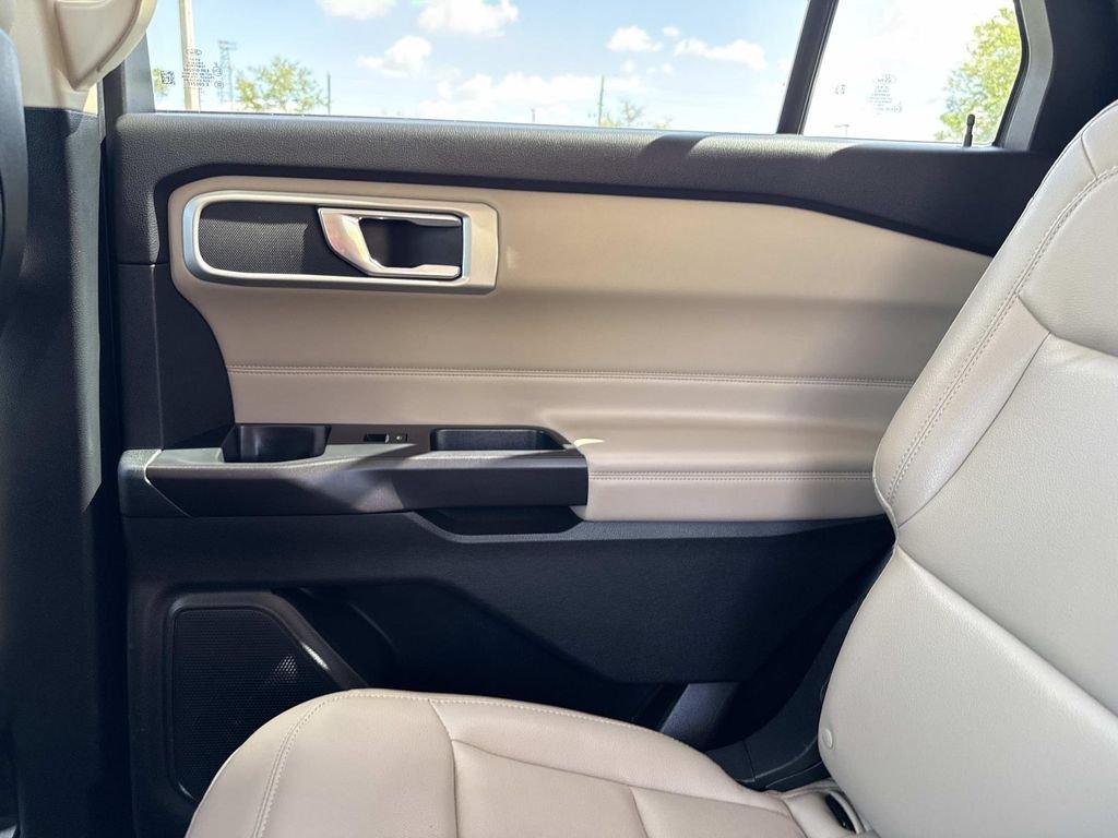 Ford Explorer Xlt - Thumbnail 17