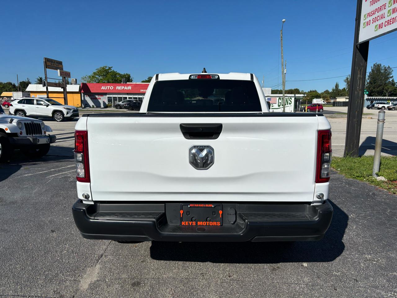 Ram 1500Tradesman Quad Cab 2Wd - Thumbnail 5