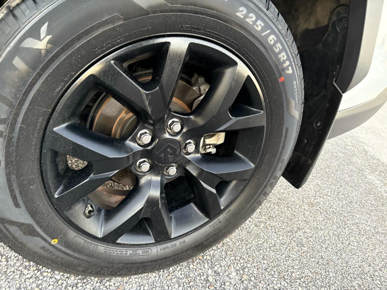 Toyota Rav4Le - Thumbnail 8