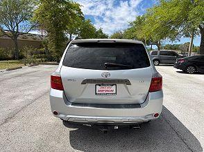 Toyota Highlander Sport - Thumbnail 2