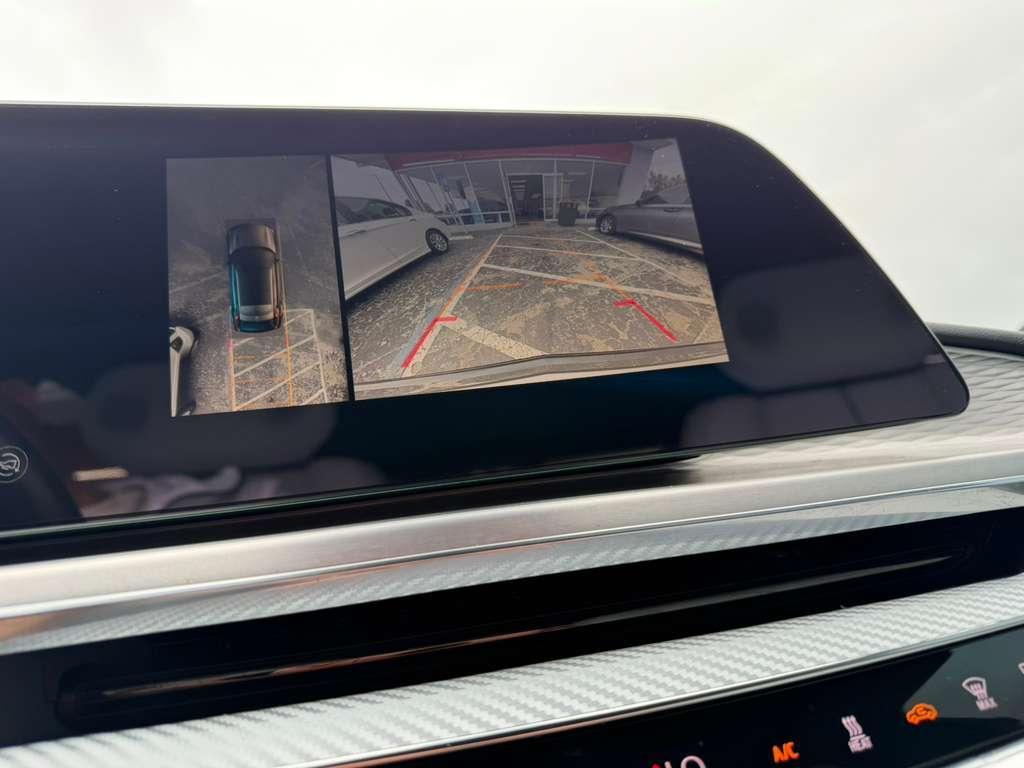 Cadillac Lyriqsport-2 - Thumbnail 17