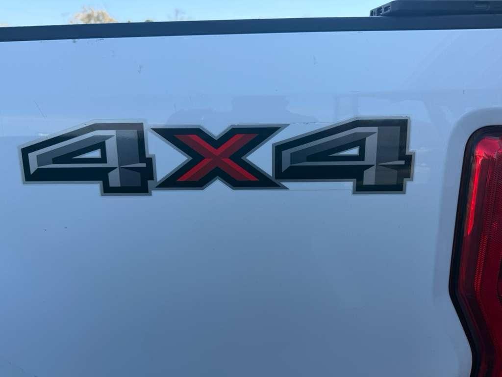 Ford F-250 Sdxlt Crew Cab Long Bed 4Wd - Thumbnail 10