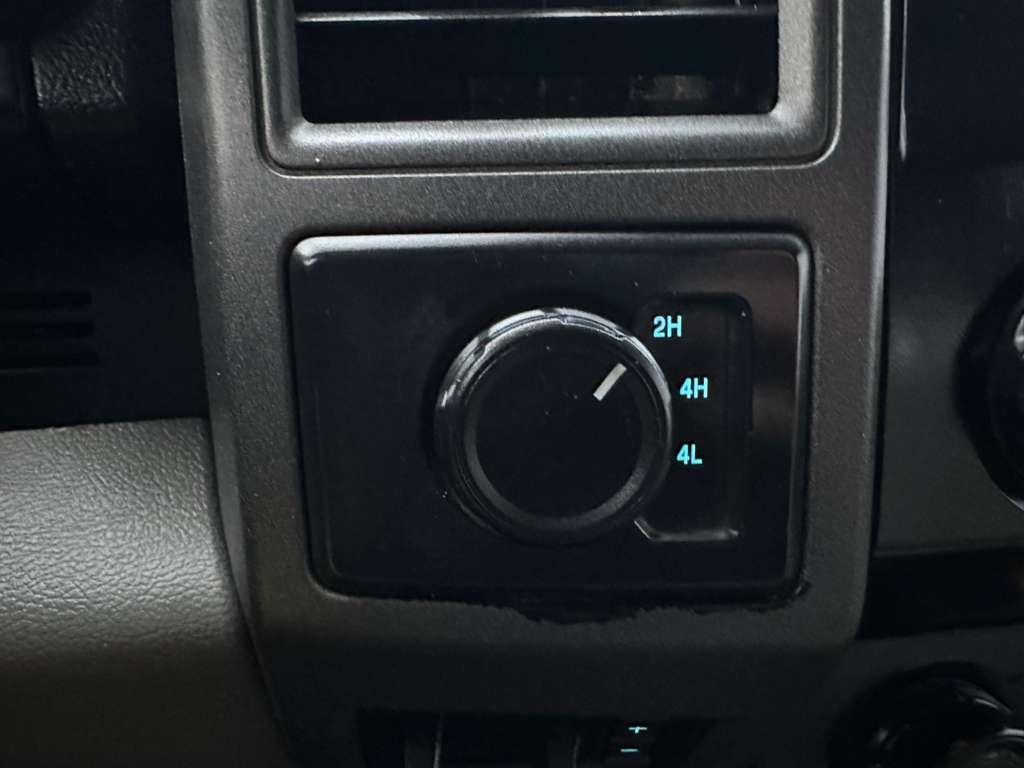 Ford F-350 Sdxl Crew Cab Long Bed Drw 4Wd - Thumbnail 18