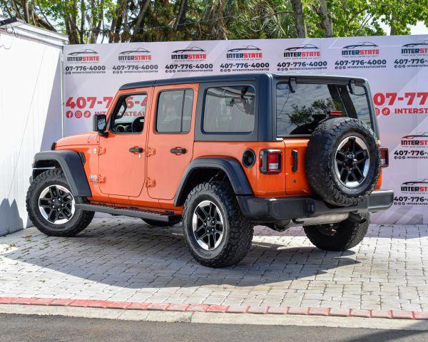 JEEP WRANGLER UNLIMITED - Thumbnail 4