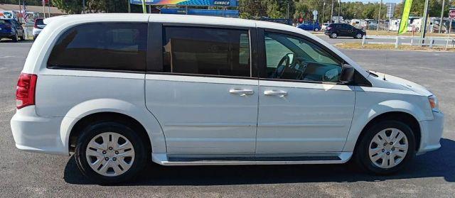 DODGE GRAND CARAVAN PASSENGER - Thumbnail 2