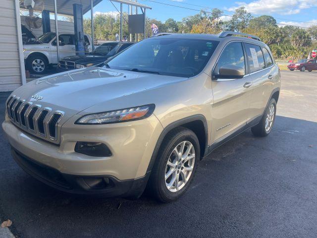 JEEP CHEROKEE - Thumbnail 2