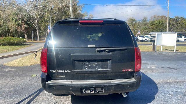 GMC YUKON XL 1500 - Thumbnail 4