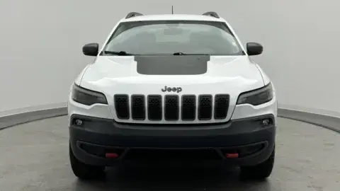 Jeep Cherokee Trailhawk - Thumbnail 3