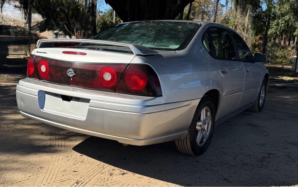 Chevrolet Impala Base - Thumbnail 6