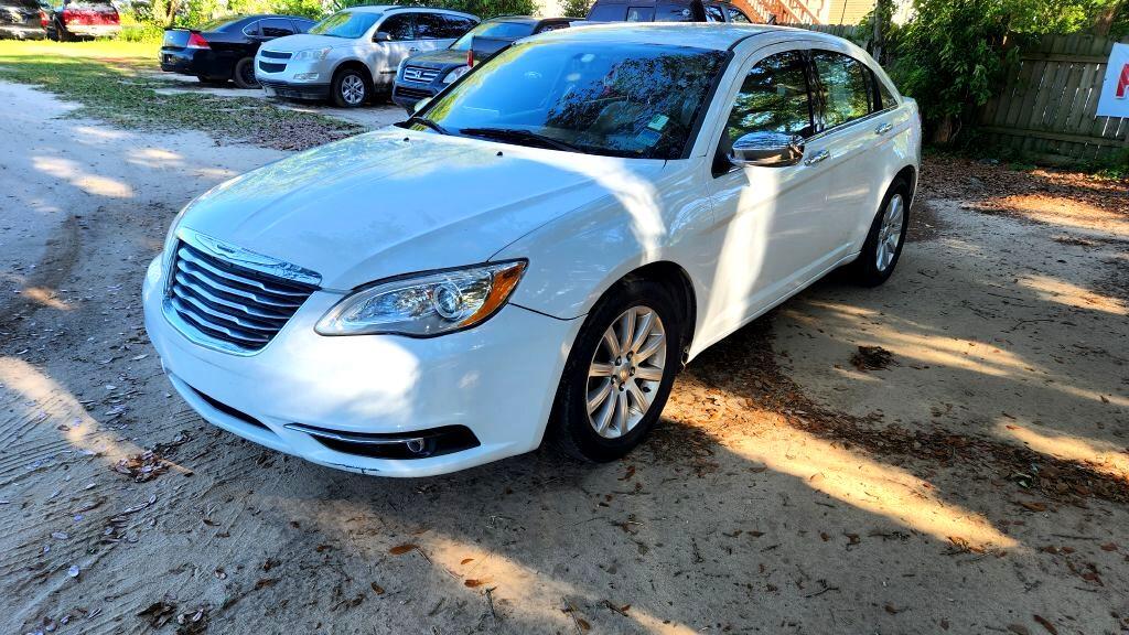Chrysler 200 Limited - View 1