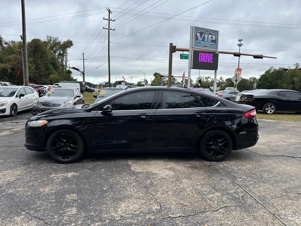 Ford Fusion Se - Thumbnail 3