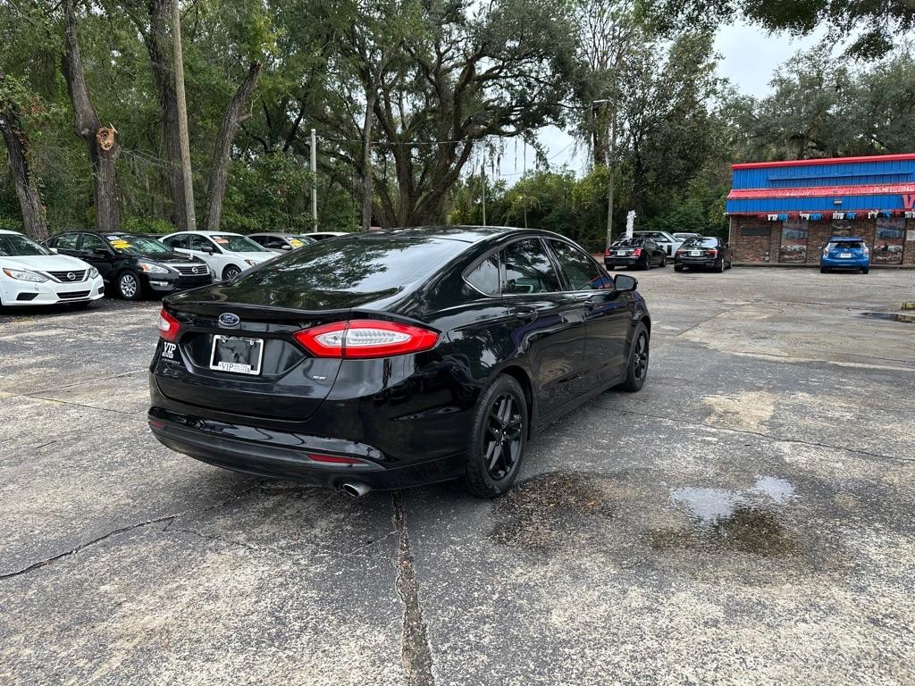 Ford Fusion Se - Thumbnail 6