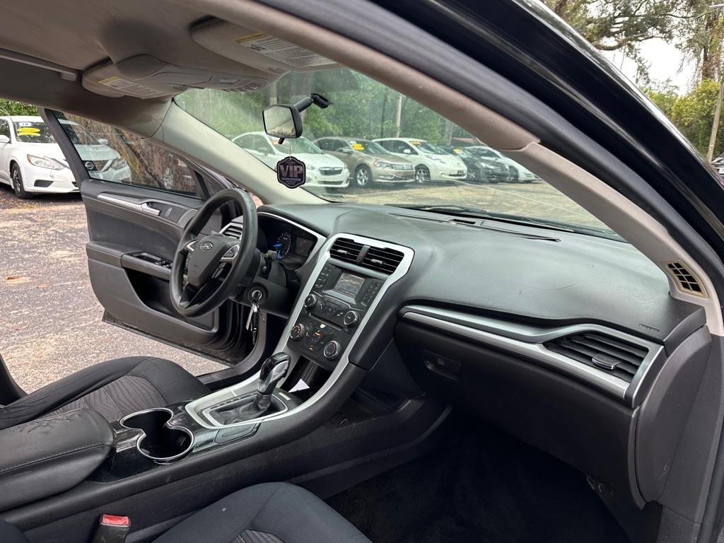 Ford Fusion Se - Thumbnail 2