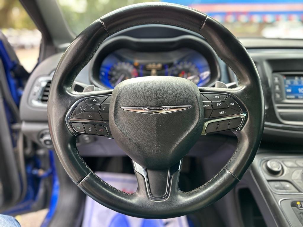 Chrysler 200 S - Thumbnail 16