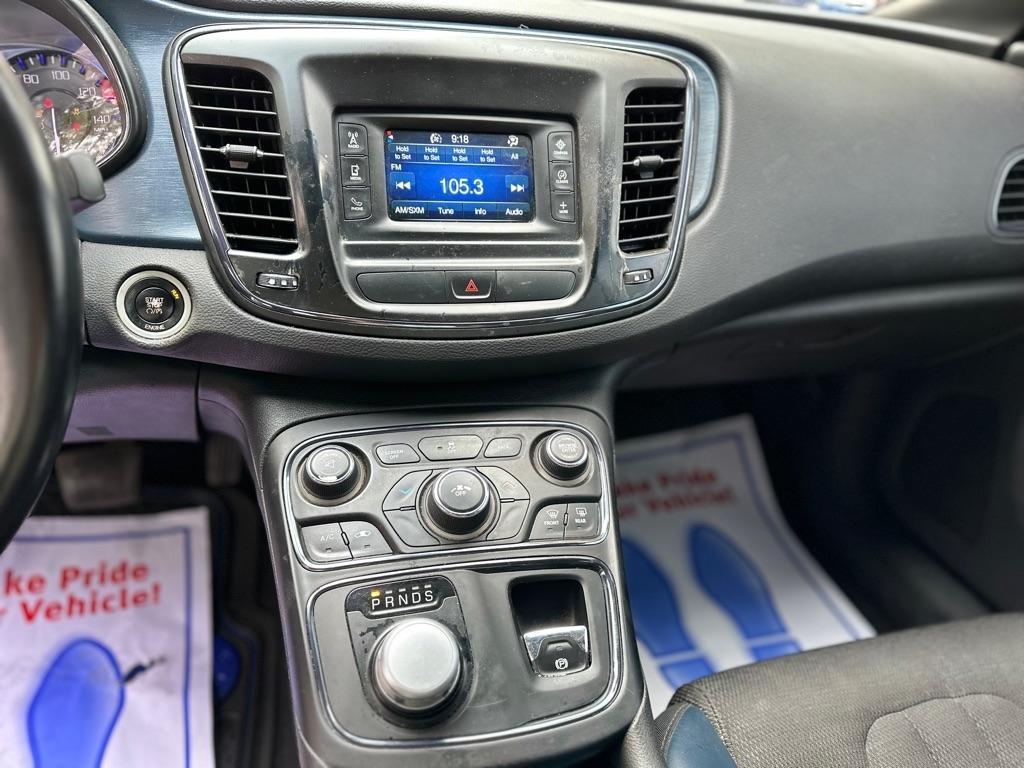 Chrysler 200 S - Thumbnail 20