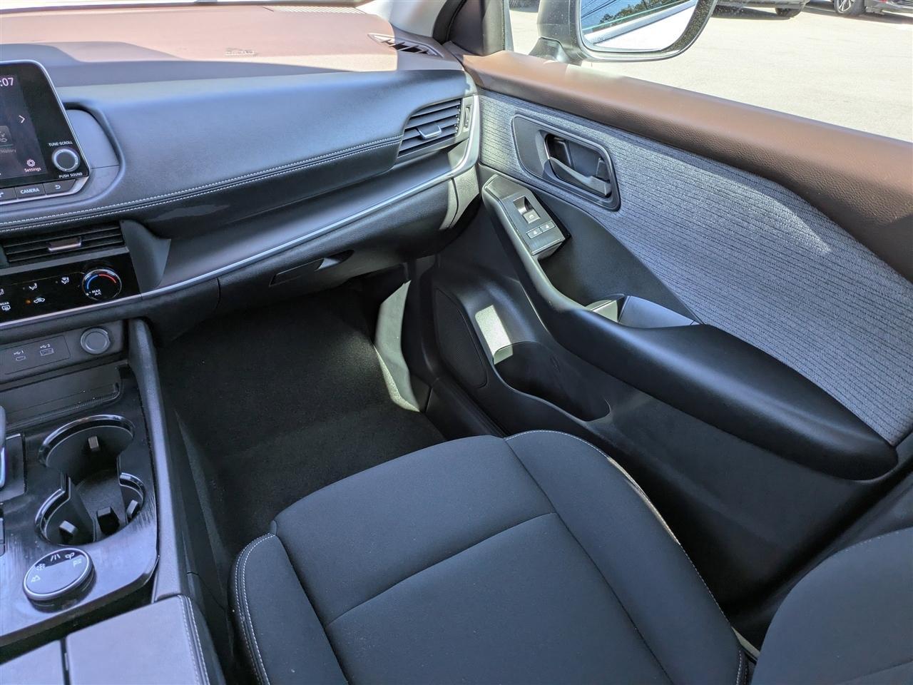 Nissan Rogues Awd - Thumbnail 17