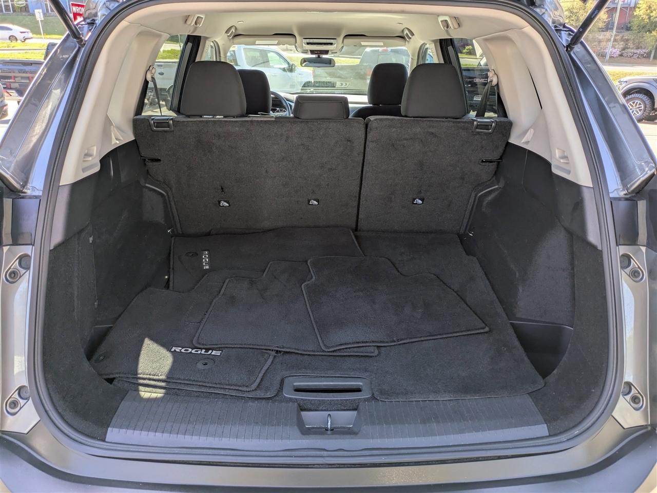 Nissan Roguesv - Thumbnail 13