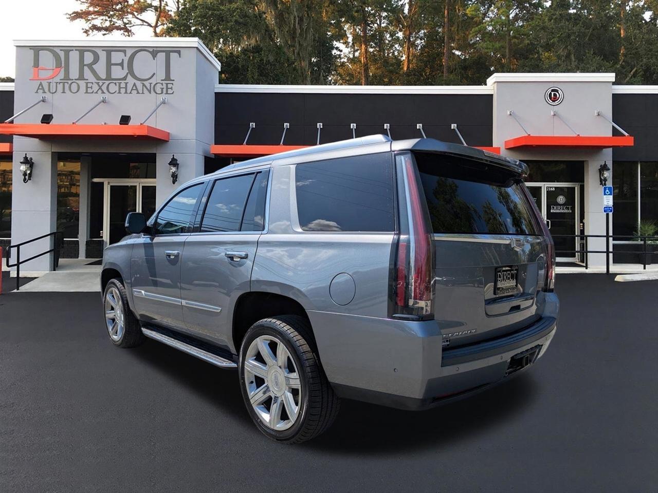 Cadillac Escaladeluxury 2Wd - Thumbnail 6