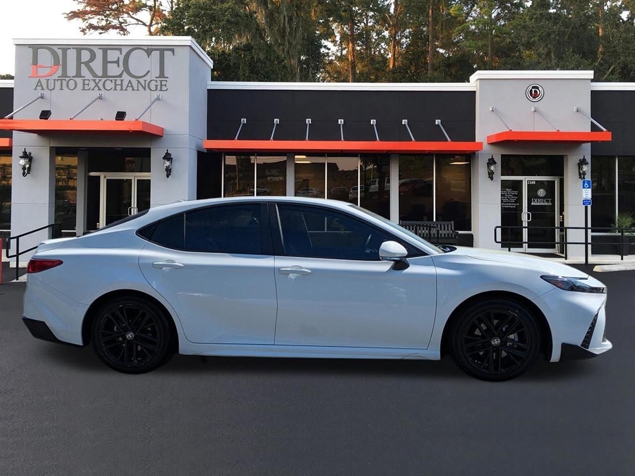 Toyota Camry Hybridxle - Thumbnail 3