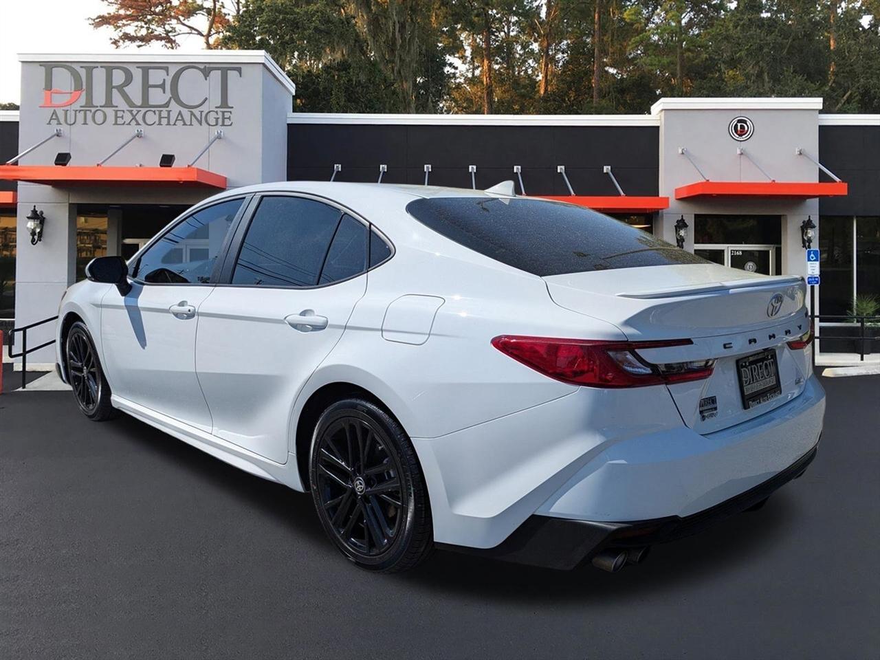 Toyota Camry Hybridxle - Thumbnail 6