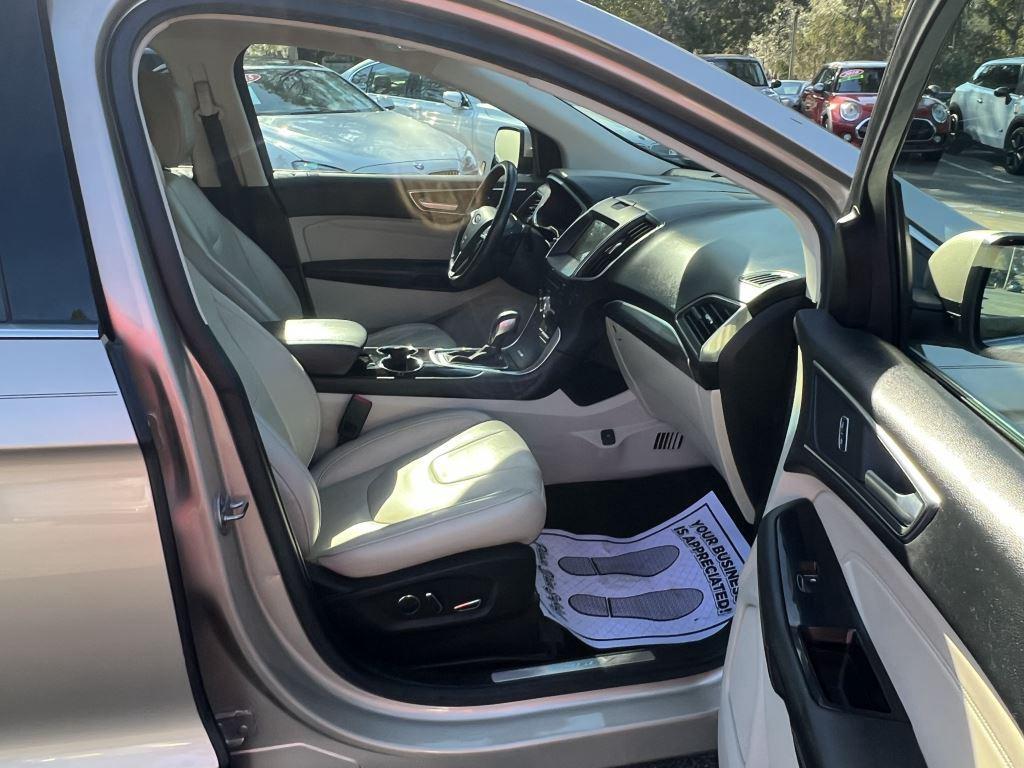 Ford Edgetitanium 4D Suv Fwd - Thumbnail 7