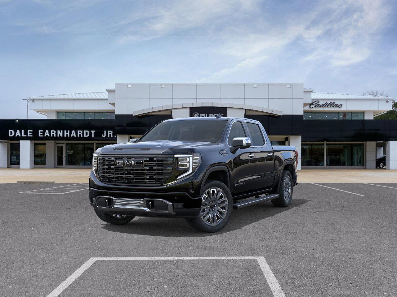 Gmc Sierra 1500 Denali Ultimate Four Wheel Drive Crew Cab - Thumbnail 10