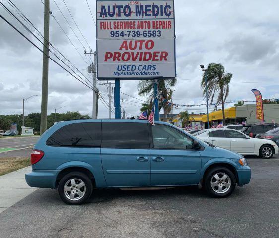 DODGE GRAND CARAVAN PASSENGER - Thumbnail 3