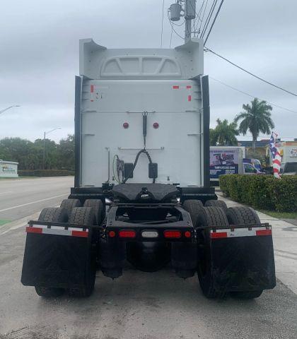 PETERBILT 579 - Thumbnail 4