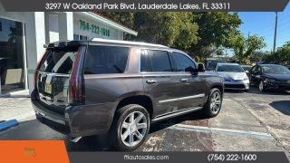 Cadillac Escalade - Thumbnail 17